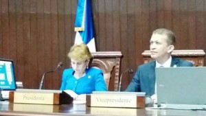 Diputados recibieron 284 expedientes de aspirantes a CC