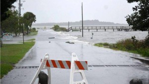 Tormenta Hermine amenaza la Costa Este luego de azotar Florida