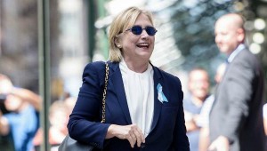 Clinton ignoró el consejo de sus médicos, que le indicaron descansar para recuperarse de su neumonía