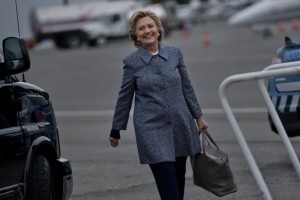 Economistas afirman que Hillary garantizaría un mayor crecimiento económico para EE.UU. que Trump
