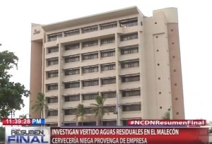 Investigan vertido aguas residuales en el Malecón, Cervecería niega provenga de empresa