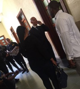 Ex fiscal acusado de soborno busca su libertad