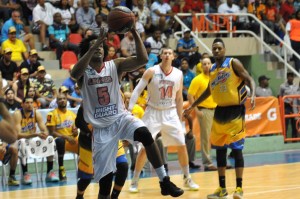 Leones dominan Metro y provocan juego decisivo en final LNB