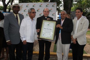 Dedican calle en homenaje al padre Manuel Maza en la XIX Feria del Libro 2016