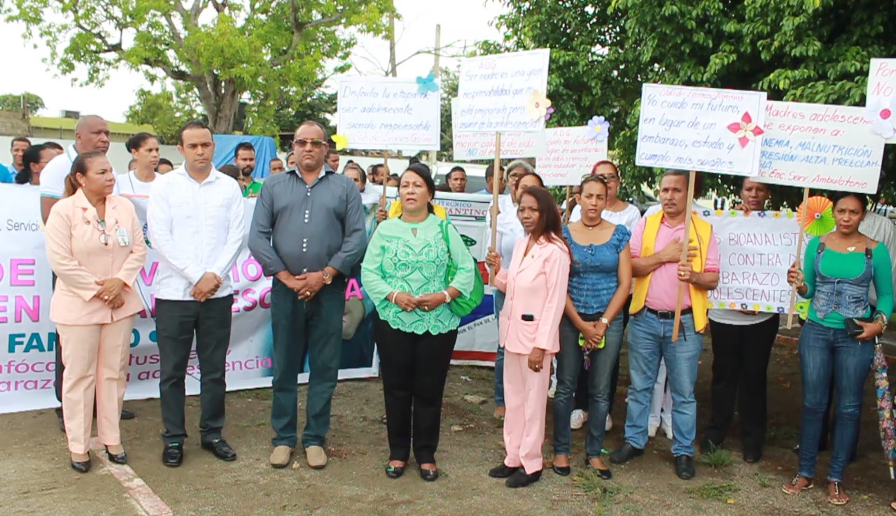 Marchan para prevenir embarazos en adolescentes