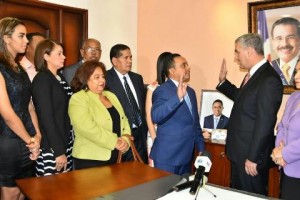 Mayobanex Escoto se juramenta como nuevo director del INVI