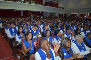 Cenapec invistió más de un centenar bachilleres este sábado