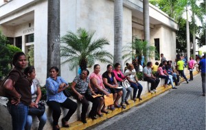 
Educación llama a maestros evitar incurrir en gastos innecesarios al solicitar certificaciones laborales 
