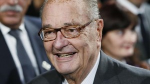 Expresidente de Francia  hospitalizado por infección pulmonar