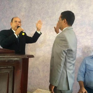 Juramentan nuevo director provincial de Medio Ambiente en Samaná