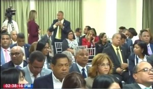 Nuevos diputados reciben capacitación sobre etiqueta y protocolo