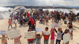 Más de 50 empresas estadounidenses se comprometen con refugiados