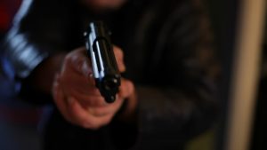Hombre mata de un cartuchazo a su esposa en Sánchez