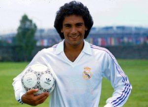 Se cumplen 40 años del debut de Hugo Sánchez