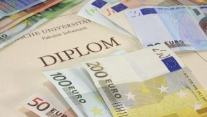 La Eurozona aprobó un rescate de 2.800 millones de euros para Grecia