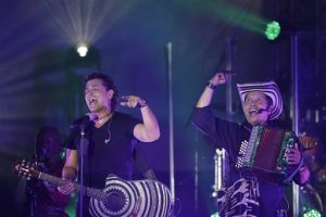 Se entregan los Latin AMAs en Los Ángeles  