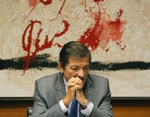Fernández recuerda que los gobiernos en minoría buscan estabilidad 