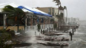 Matthew causa su primera víctima en Florida