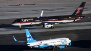 ¡Opuestos! Foto icónica de la campaña de Hillary Clinton y Donald Trump
