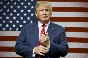 Varios republicanos se quedan con Trump por sus fortalezas