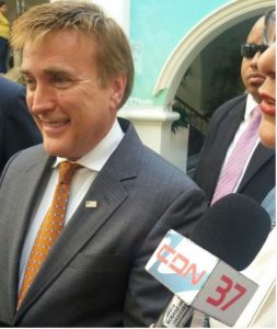 Embajador EE.UU. en RD dice no hará caso a comentarios 