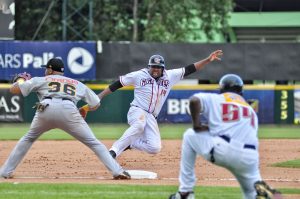 Gigangtes derrotan a las aguilas