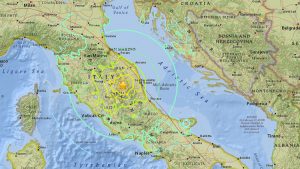 Temblor y fuerte réplica sacuden centro de Italia
