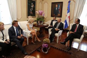 Esposa de vicepresidente EEUU visita Palacio Nacional RD