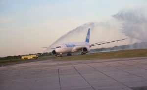 Aterriza en RD el boeing 787 drealimer calificado el avión más rápido y moderno del mundo