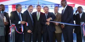 Presidente Medina inaugura Centro de Diagnóstico y Atención en San Luis