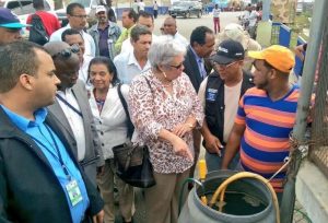 Ministra de Salud recorre punto fronterizo Dajabón 