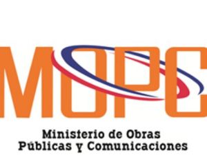 MOPC acondiciona elevado que le cruza por encima a las av. Lope de Vega y Tiradentes
