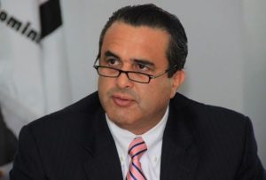 Empresarios e industriales propician se eliminen monopolios