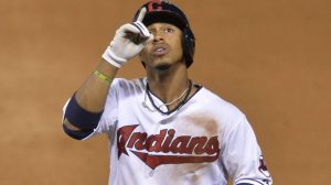 Lindor da triunfo a Indios sobre Azulejos en Juego 1 de la SCLA