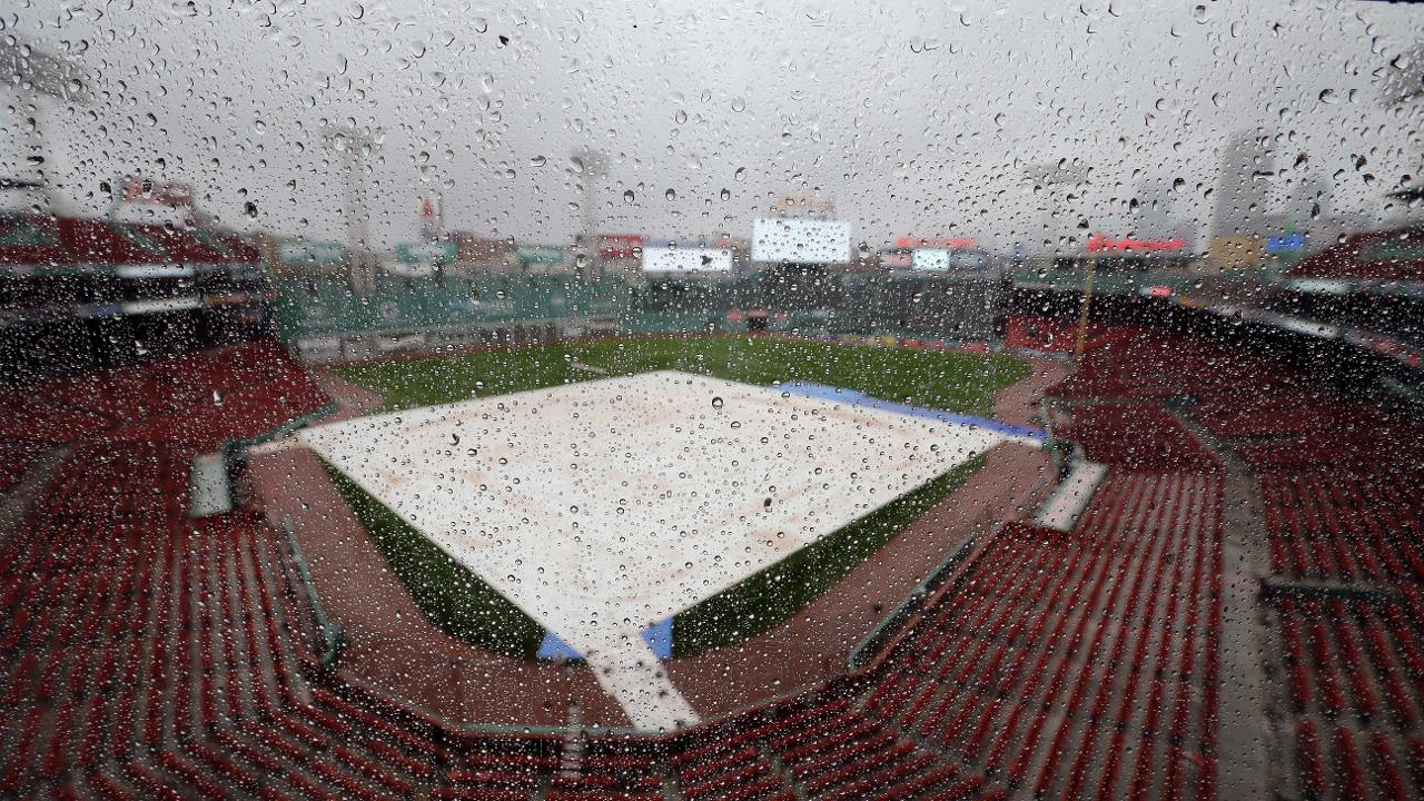 Suspenden por lluvias juego 3 entre Indios y Medias Rojas