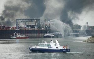 Explosiones de plantas químicas en Alemania deja al menos un muerto