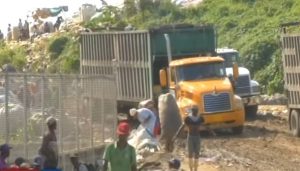 Abren puertas del vertedero Duquesa pero operaciones están paralizadas