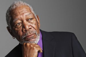 Morgan Freeman recibirá el premio de AARP a su carrera 