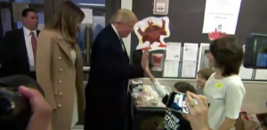 Así votó Donald Trump en Manhattan