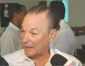 Empresario Frank Rainieri advierte al gobierno no cambiar reglas del juego a último momento 