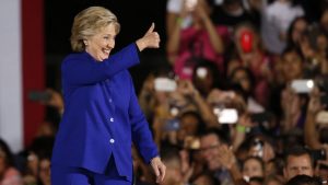 Una nueva encuesta da una diferencia de tres puntos entre Clinton y Trump