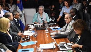  
Organismos de salud trazan estrategias contra comercialización de fármacos falsificados
