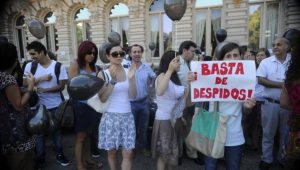 Protesta en Buenos Aires por hambre y despidos