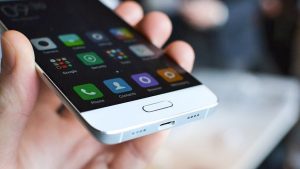 Hábitos que destrozan la batería del celular