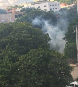 Pese a disturbios en la UASD no hay suspensión de docencia. Tomado de: @FelabelSede