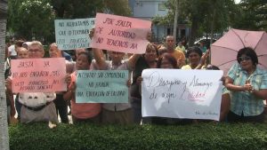 Continúa paro ADP en Azua en reclamo de  terminación escuelas  
