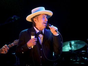 Dos meses después, Bob Dylan da las gracias por el Nobel