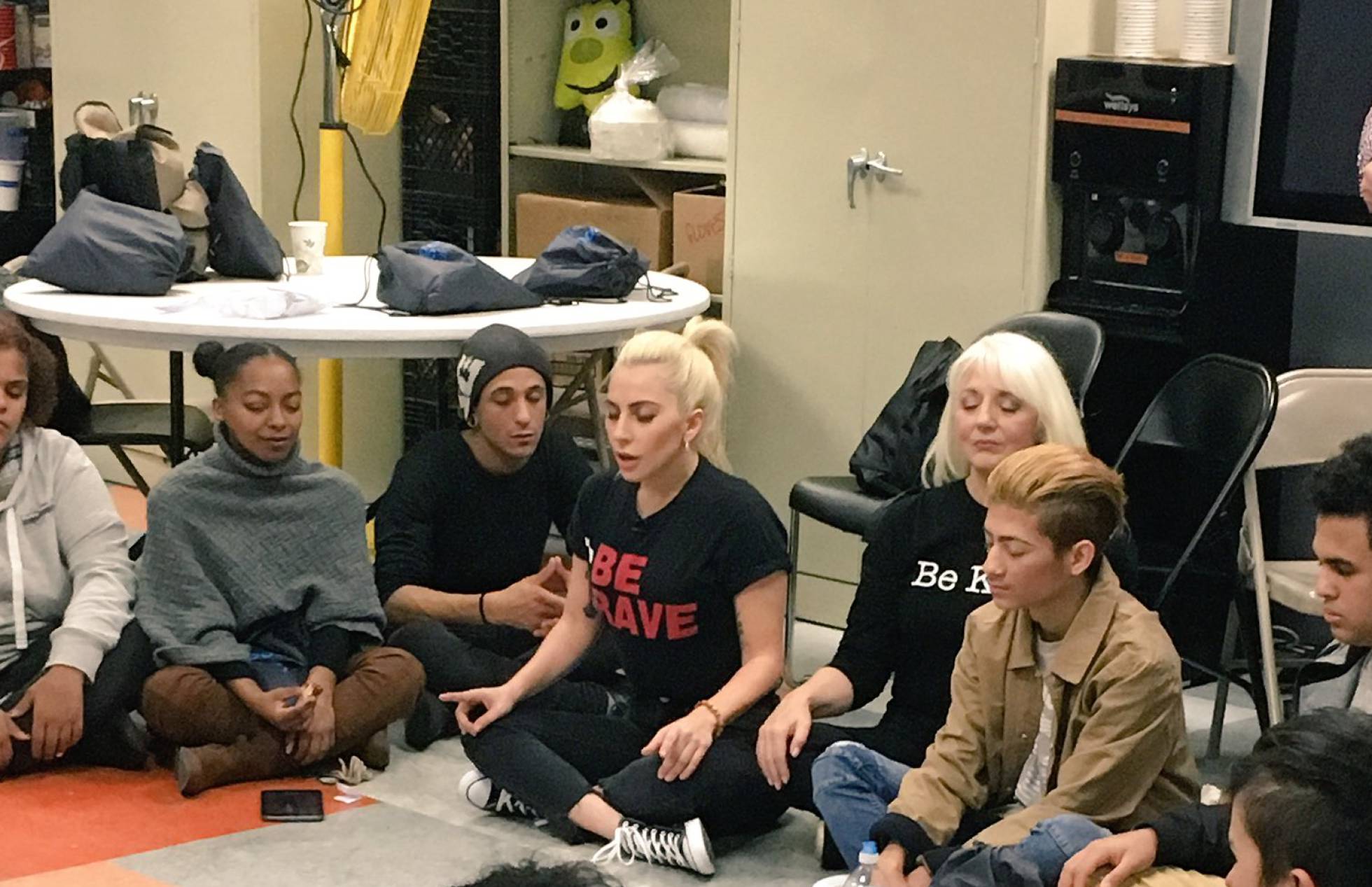 Lady Gaga revela que sufre estrés postraumático por una violación
