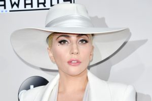 Conoce a Gladys Tamez, la mexicana que diseña los sombreros de Lady Gaga