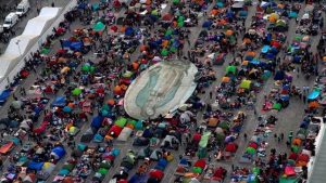 Más de dos millones de mexicanos rinden tributo a la Virgen de Guadalupe